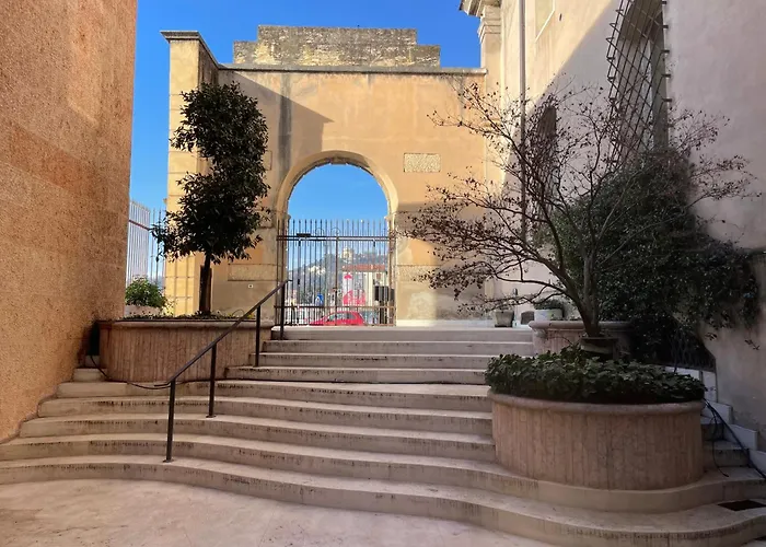 Primavera Al Teatro Romano