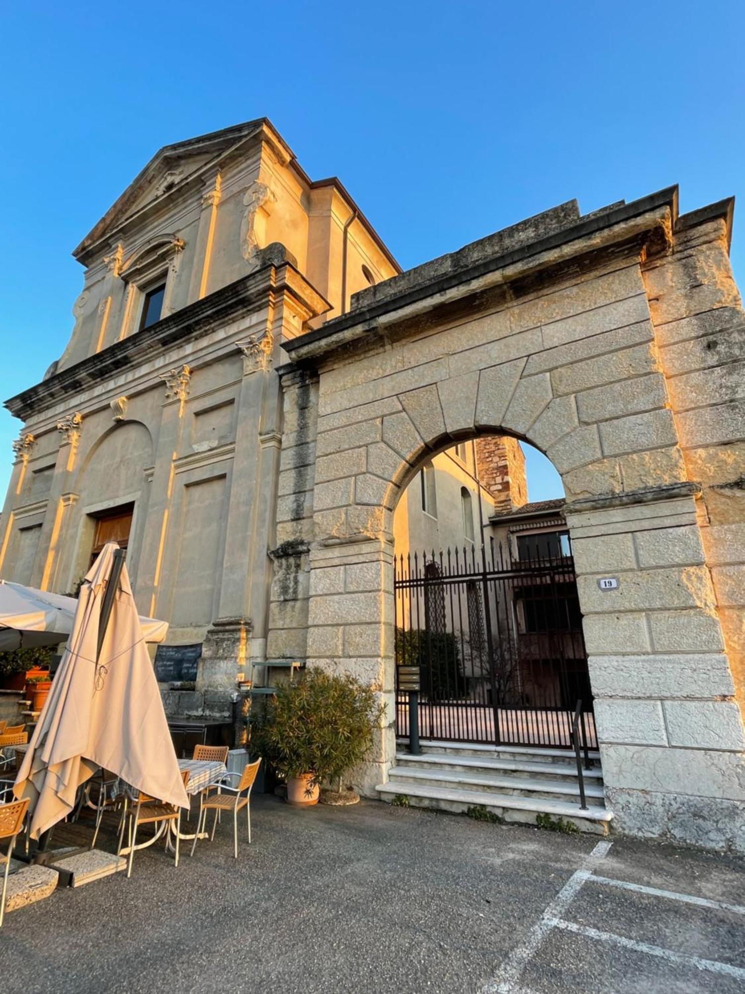 Primavera Al Teatro Apartment *